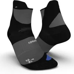 KIPRUN CALCETINES RUNNING RUN900 GRUESOS STRAP NEGROS -tienda de material de boxeo calcetines gruesos running strap negro azul